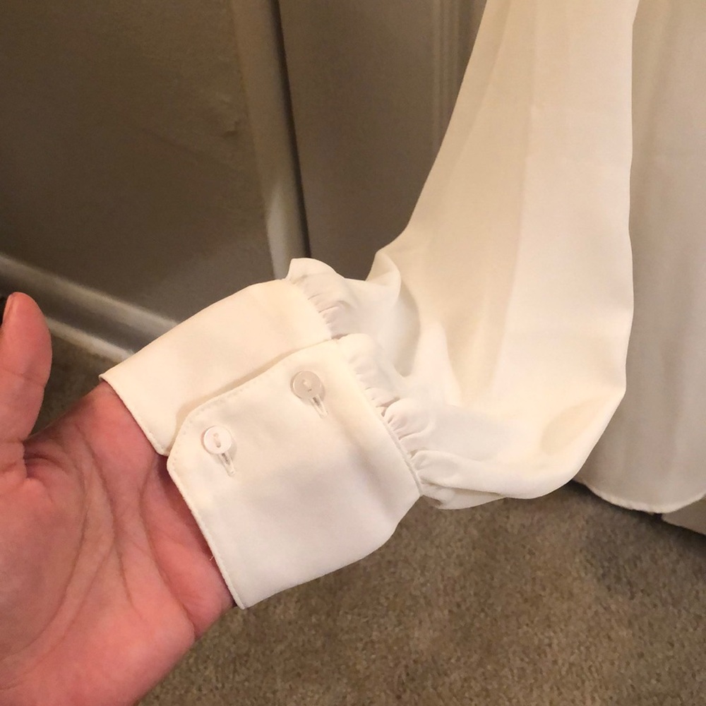 Frilly button down - Picture 4 of 5